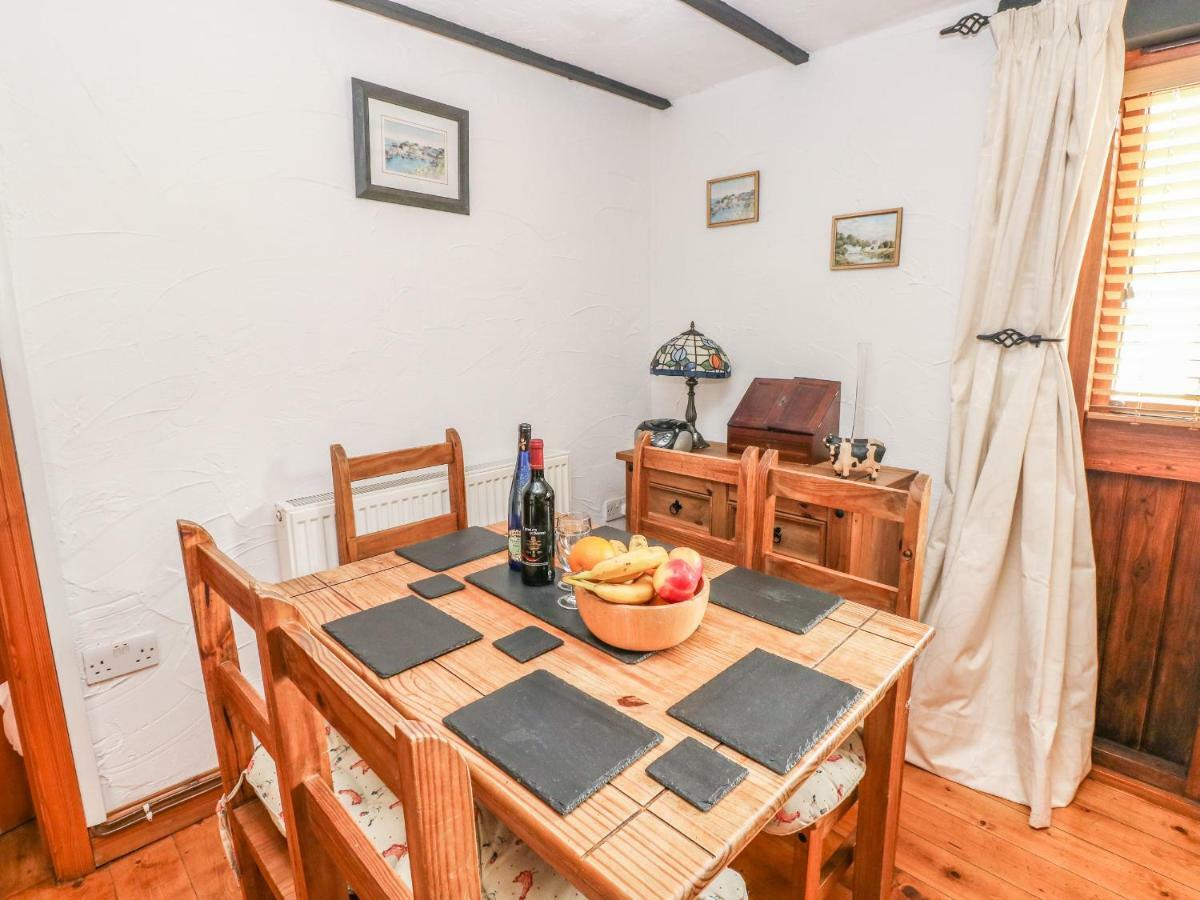 Cowslip Cottage Milford Haven Exterior photo